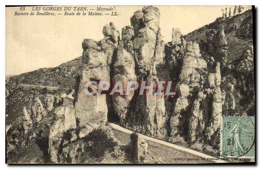 CPA Les Gorges du Tarn Meyrueis Roches de Bouilleres Route de la Malene