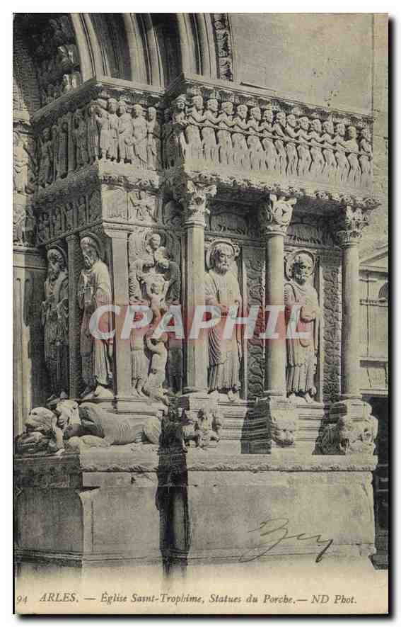 CPA Arles Eglise Saint Trophime Statues du Porche 