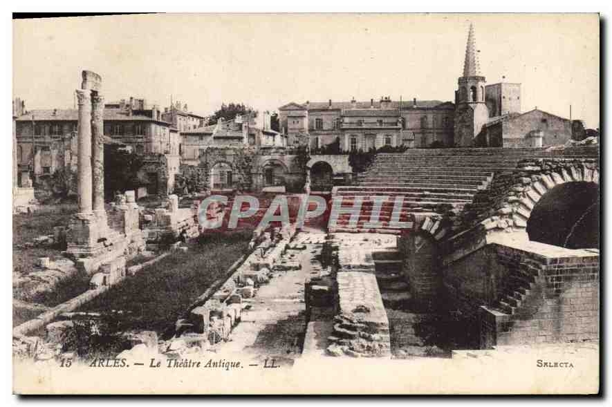CPA Arles Le Theatre Antique 