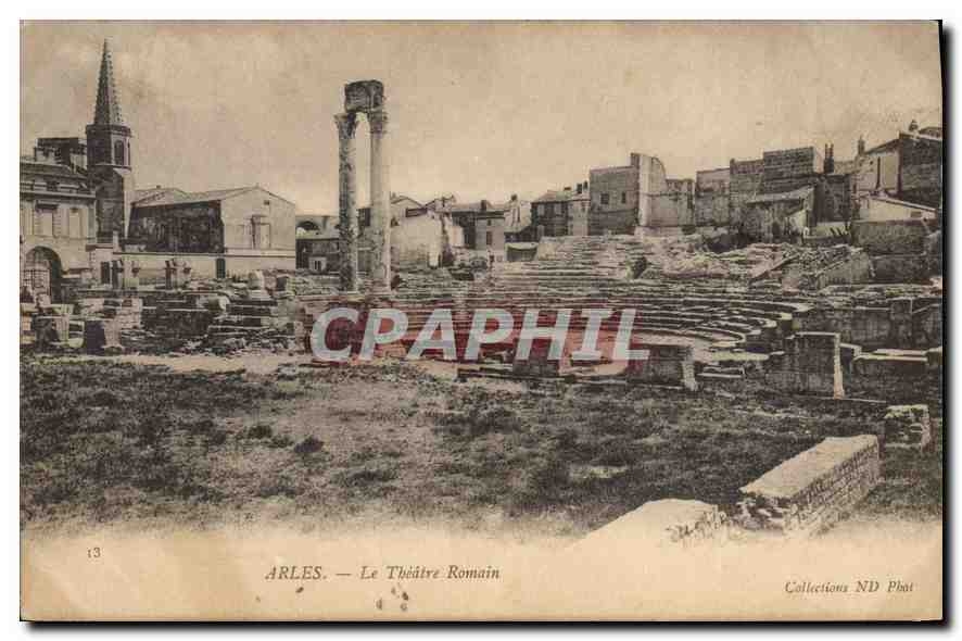 CPA Arles Le Theatre Romain 