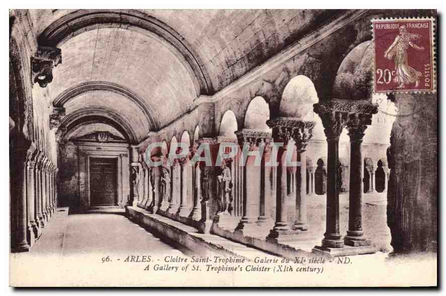 CPA Arles Cloitre Saint Trophime Galerie du XI siecle 
