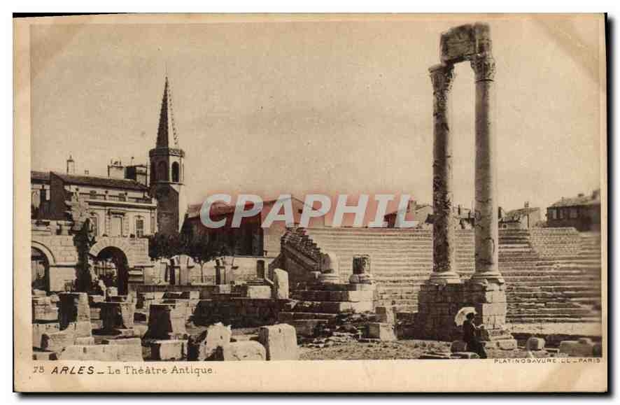 CPA Arles Le Theatre Antique 