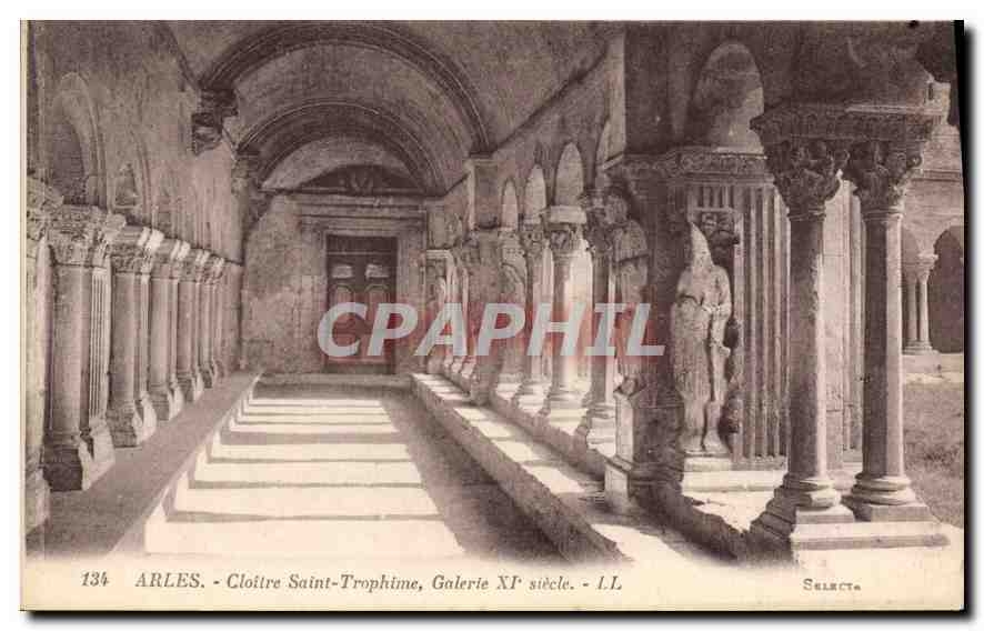 CPA Arles Cloitre Saint Trophime Galerie XI siecle 