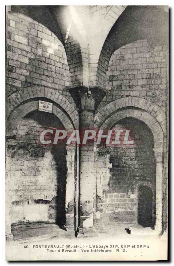 CPA Fontevrault M et L L'Abbaye XII XIII et XVI Tour d'Evrault Vue Interieure