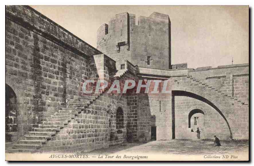 CPA Aigues Mortes La Tour des Bourguignons 