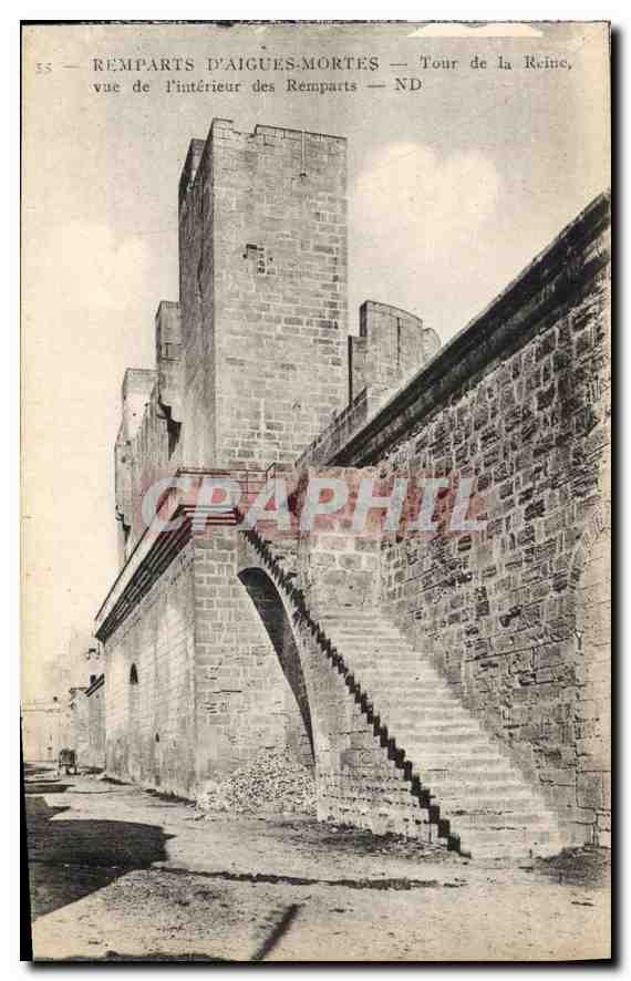 CPA Remparts d'Aigues Mortes Tour de la Reines vue de l'interieur des Remparts