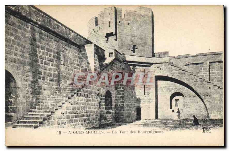 CPA Aigues Mortes La Tour des Bourguignons
