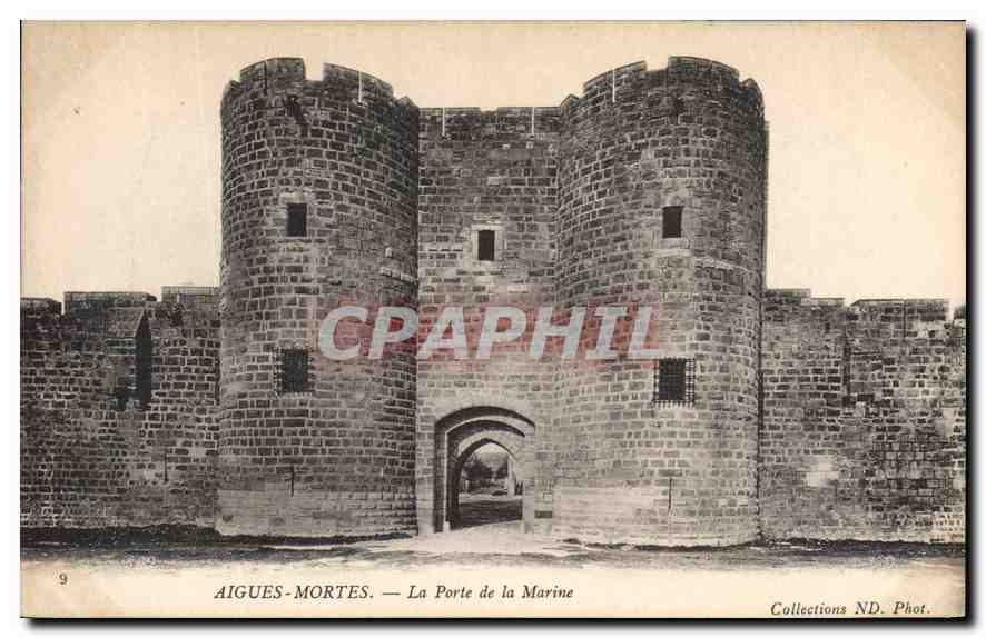 CPA Aigues Mortes La Porte de la Marine 