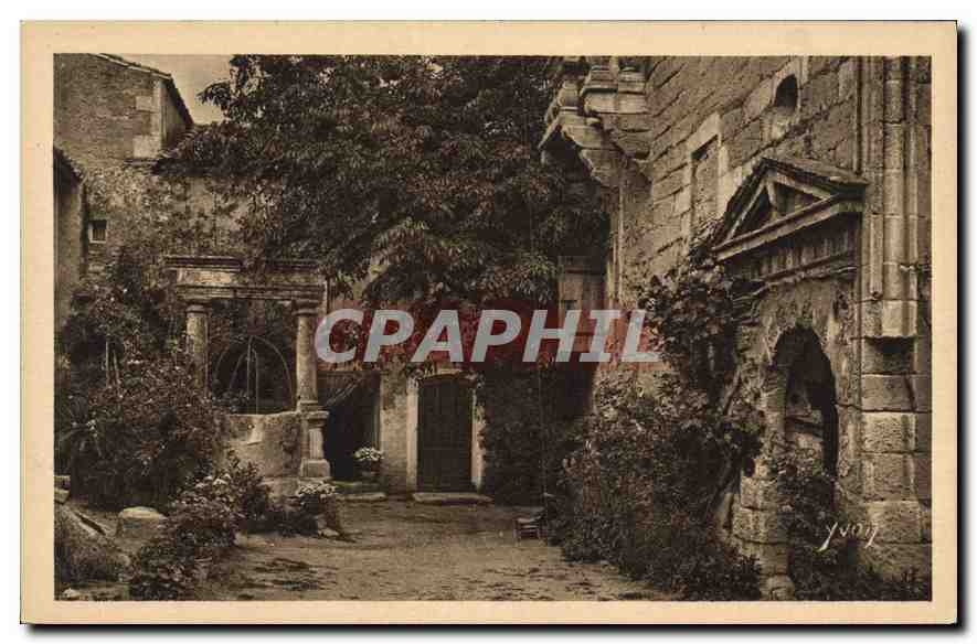 CPA Saint Remy B du R Interieur de Ferme