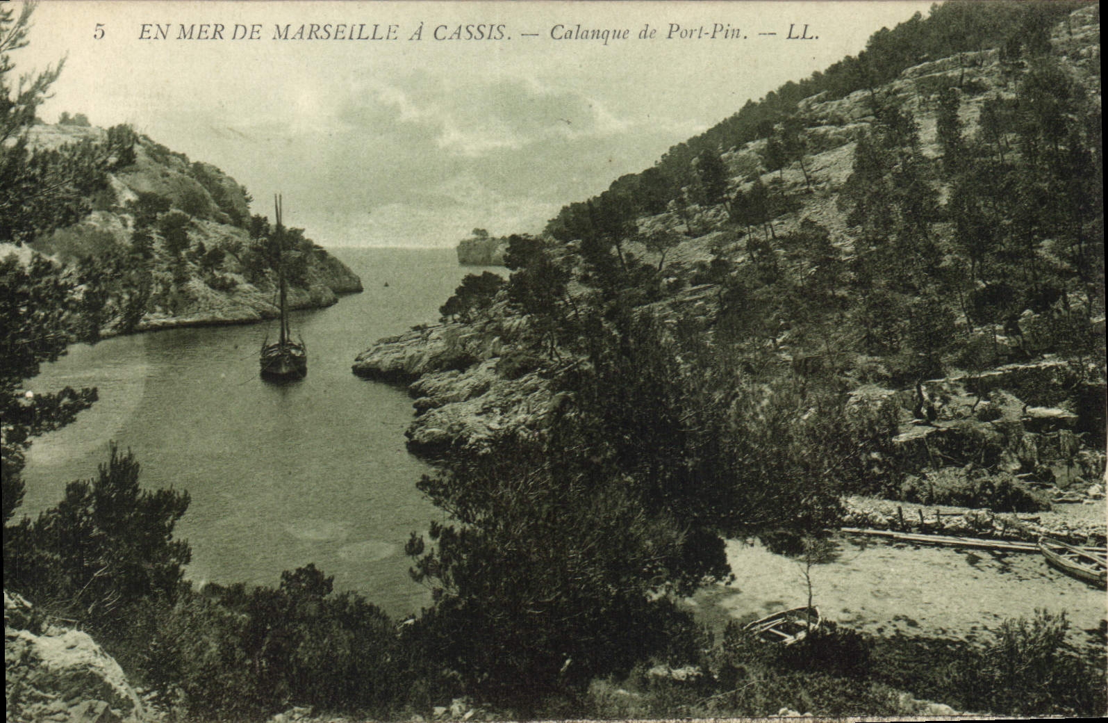 CPA En Mer de Marseille a Cassis Calanque de Port Pin 