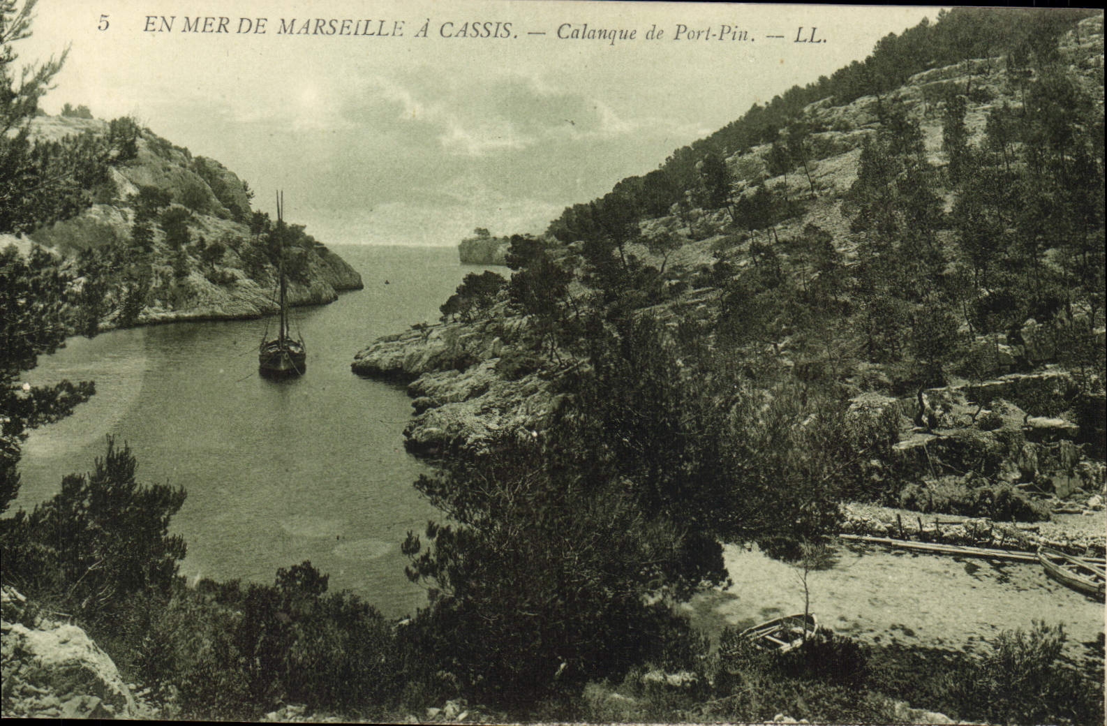 CPA En Mer de Marseille a Cassis Calanque de Port Pin 