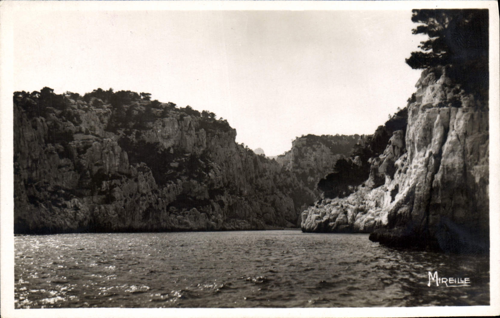CPA La Cote Provencale Cassis et ses Calanques entree de la Calanque d'En Vau 