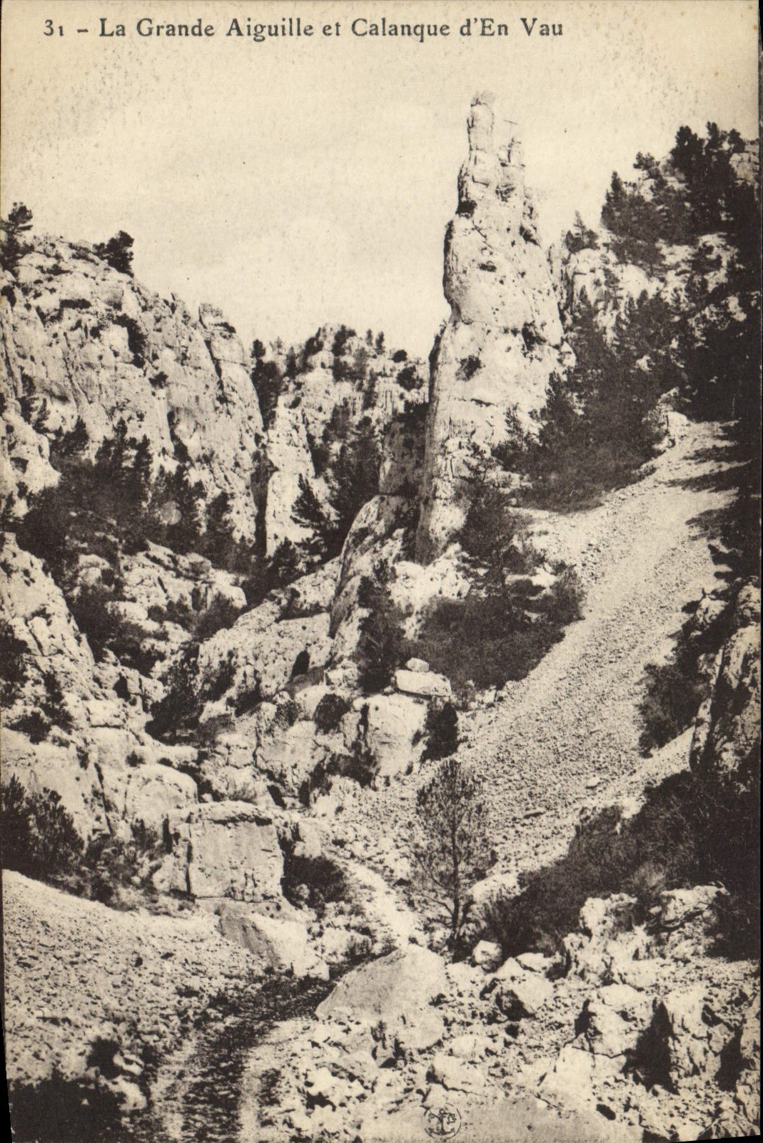 CPA La Grande Aiguille et Calanque d'En Vau 