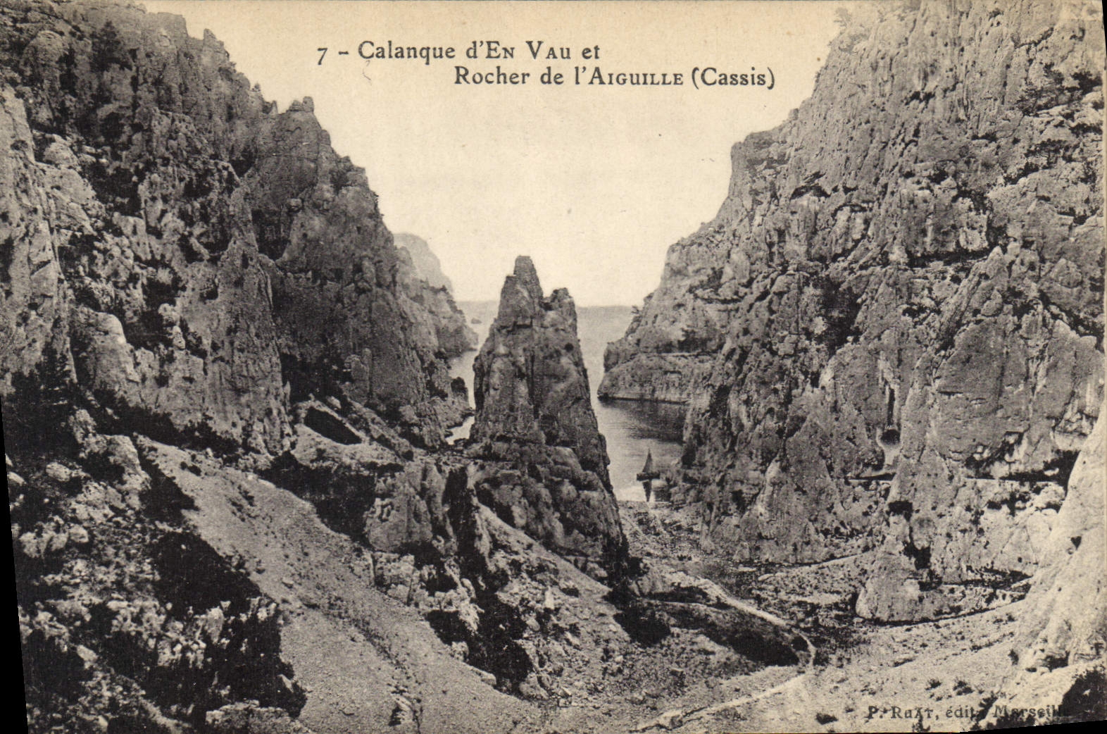 CPA Calanque d'En Vau et rocher de l'Aiguille Cassis 