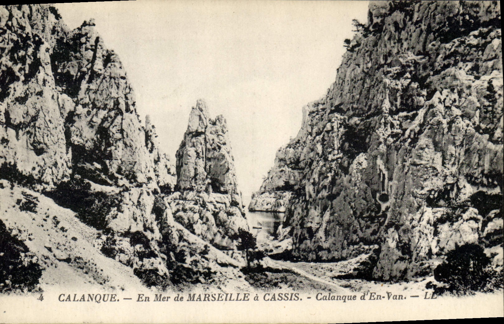 CPA Calanque en Mer de Marseille a Cassis Calanque d'En Vau 