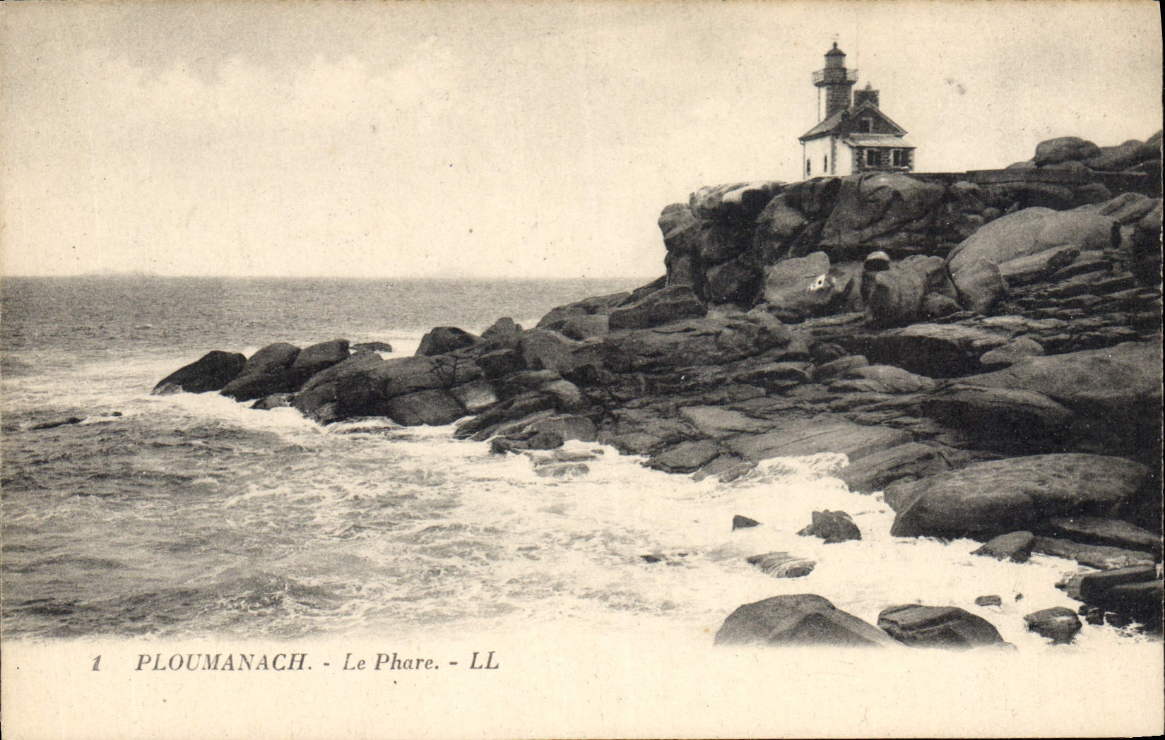 CPA Ploumanach le Phare 
