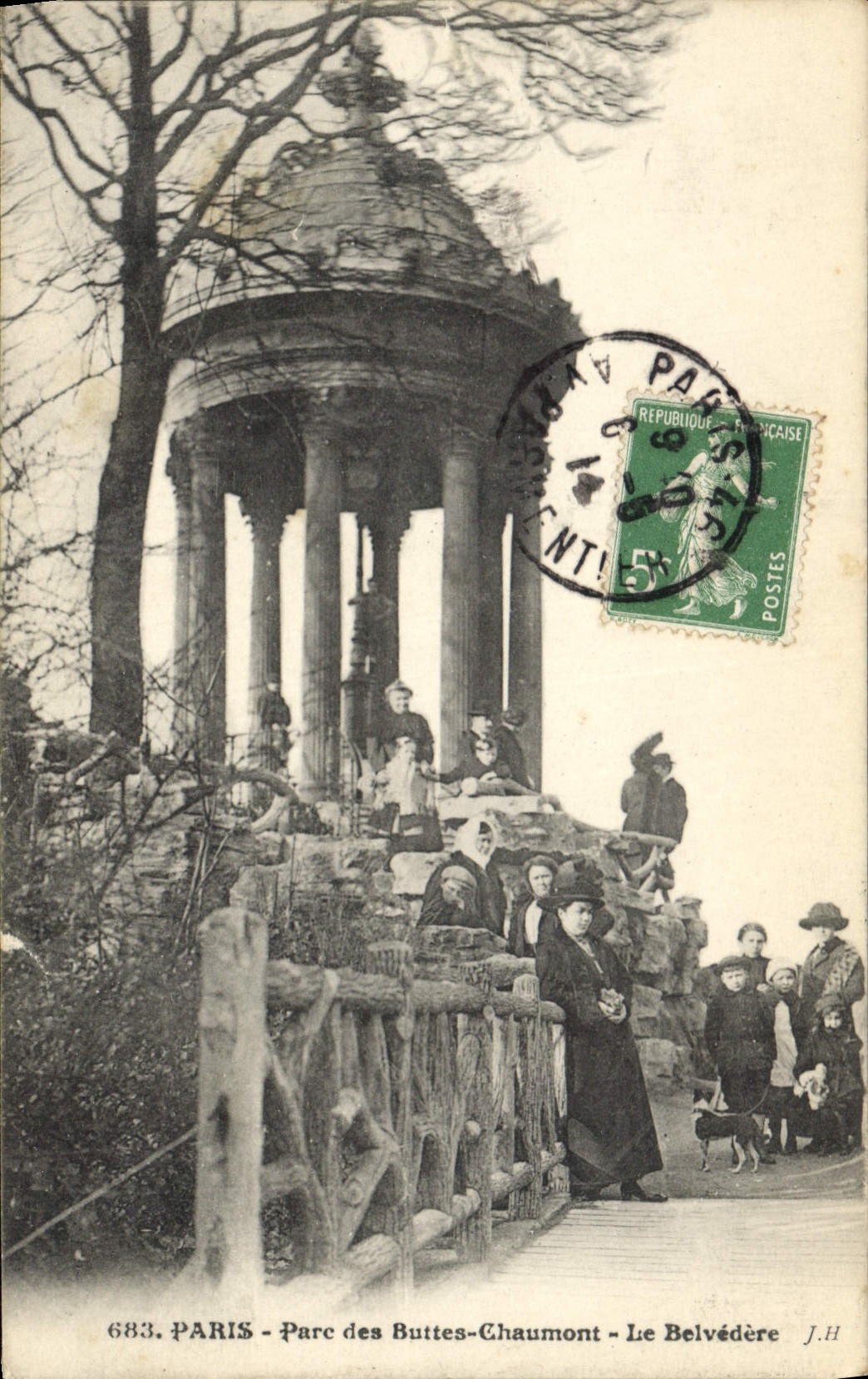 CPA Paris Parc des Buttes Chaumont Le Belvedere 