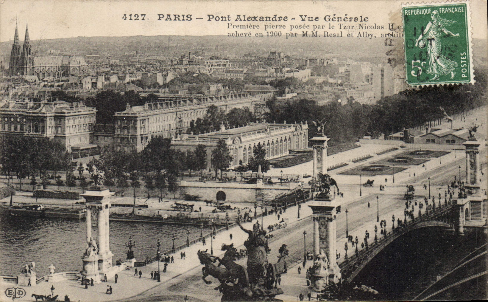 CPA Paris Pont Alexandre Vue generale Premiere pierre posee par le Txar Nicolas