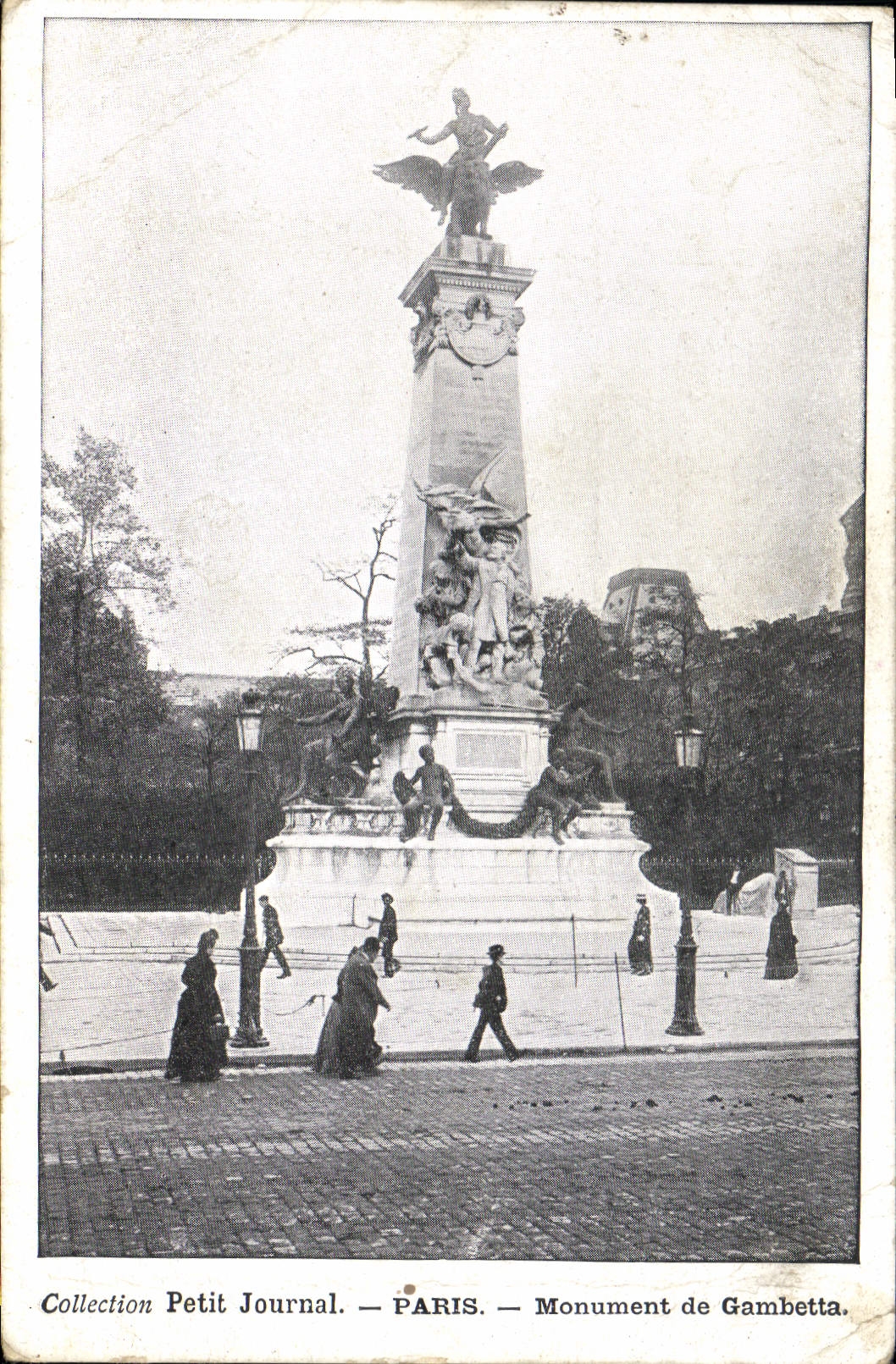 CPA Collection Petit Journal Paris Monument de Gambetta 