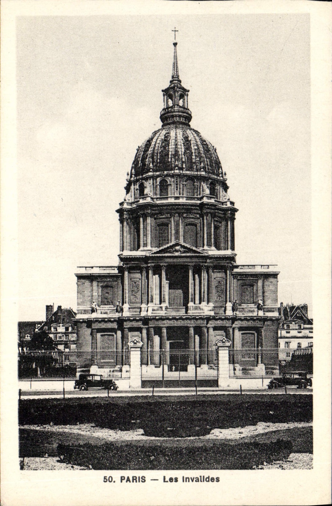 CPA Paris les Invalides 