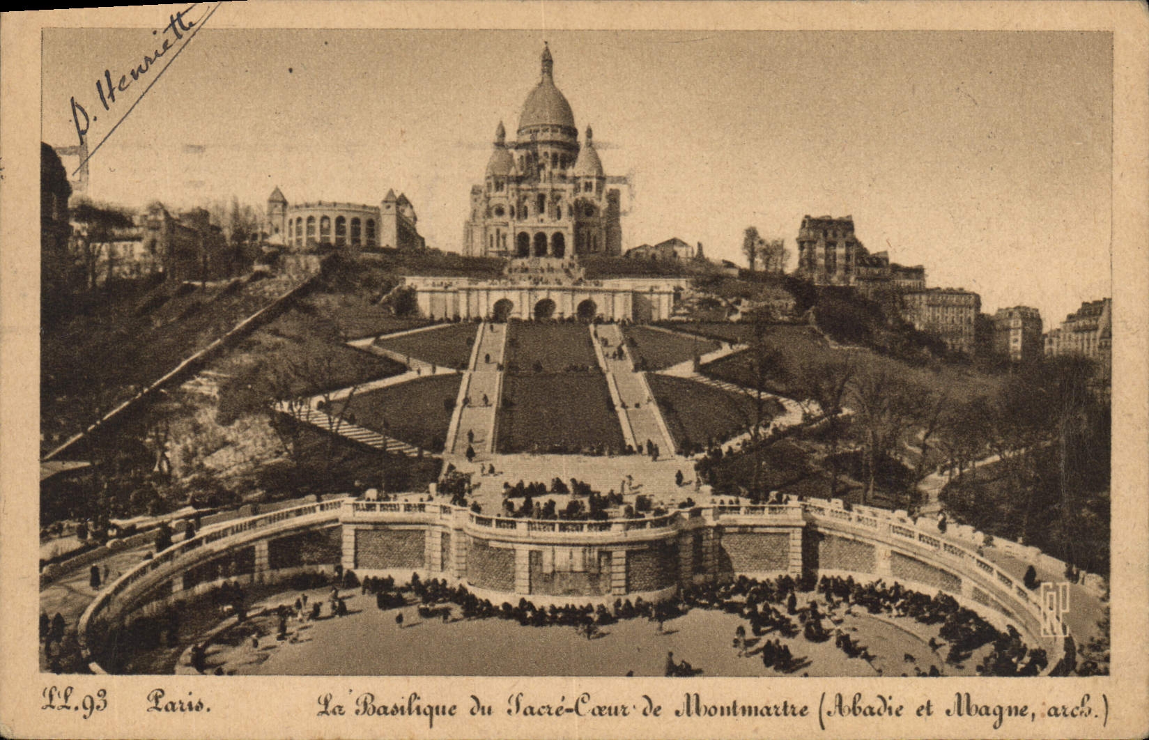 CPA Paris La Basilique Sacre Coeur de Montmartre