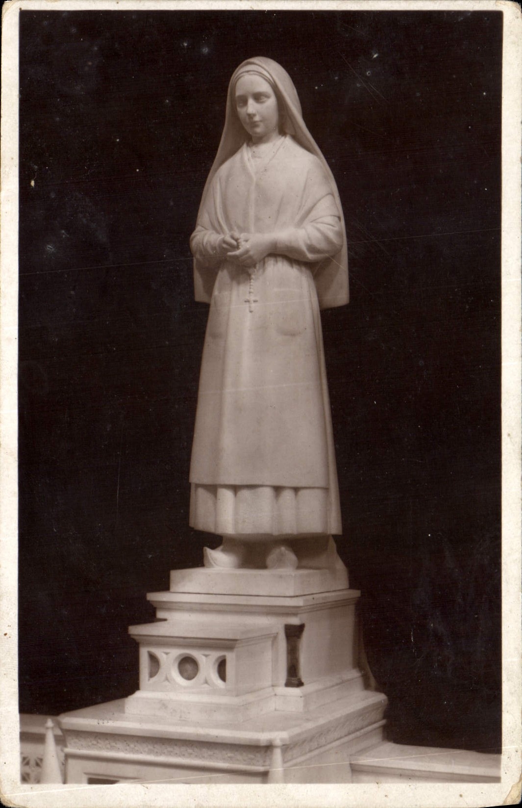 CPM Eglise Paroissale de Lourdes Sainte Bernadette Michelet Sculpteur 