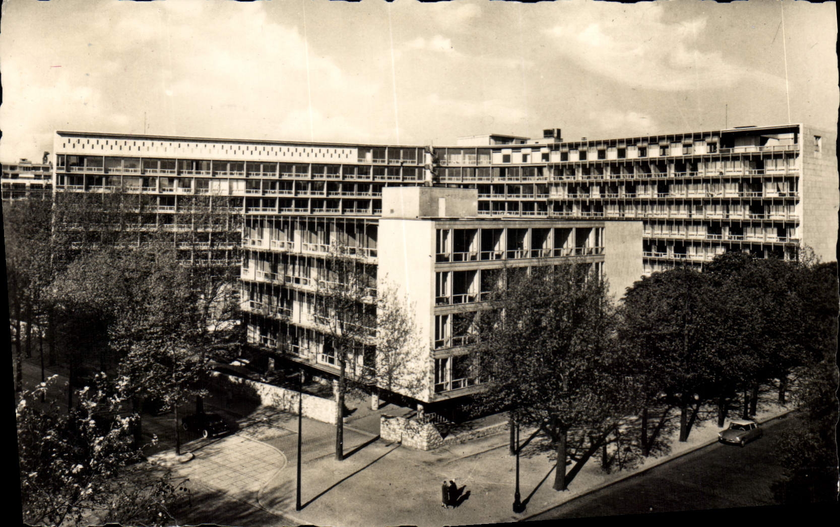 CPM Paris Palais de l'UNESCO Avenue de Saxe