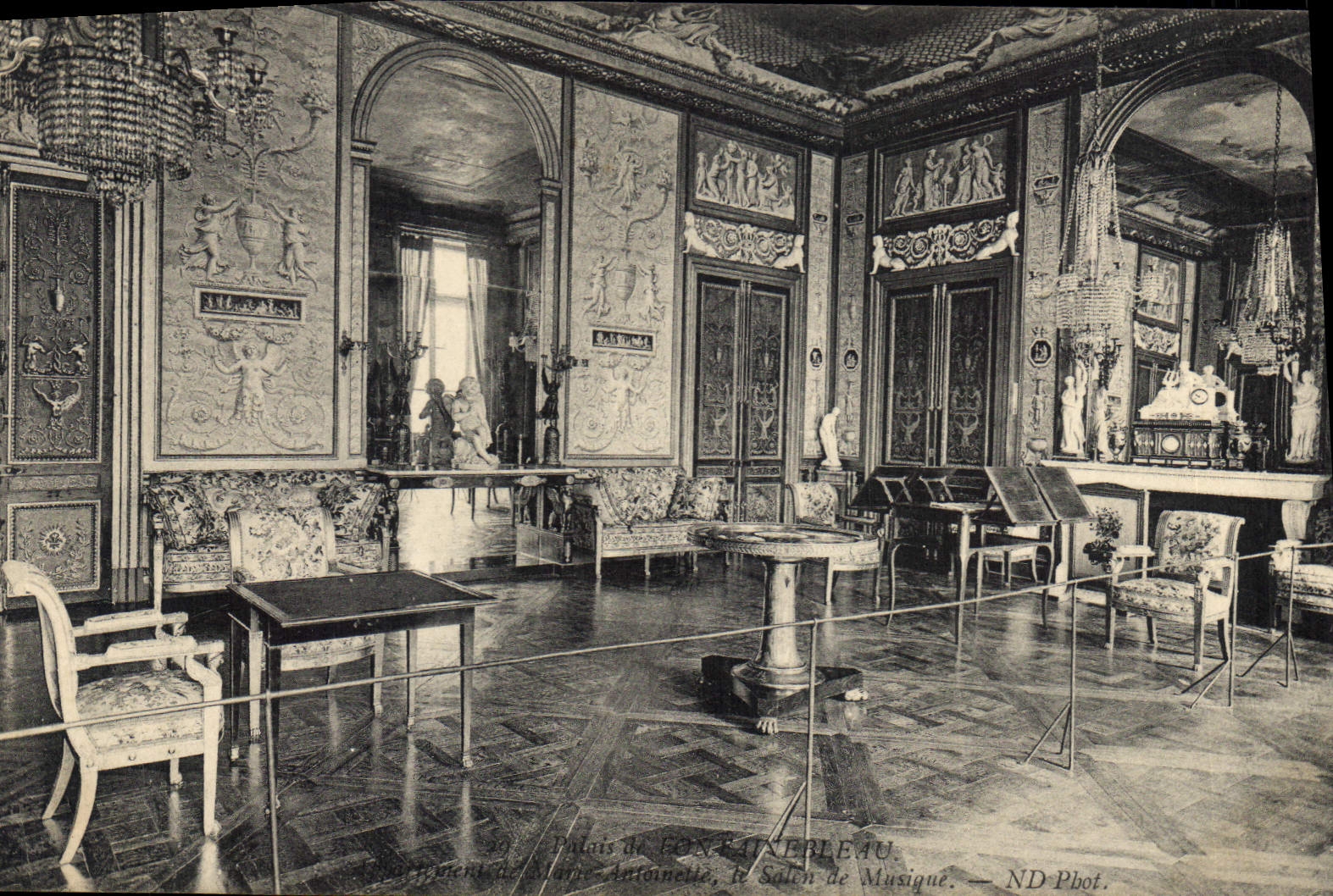 CPA Palais de Fontainebleau Le Salon de Musique 