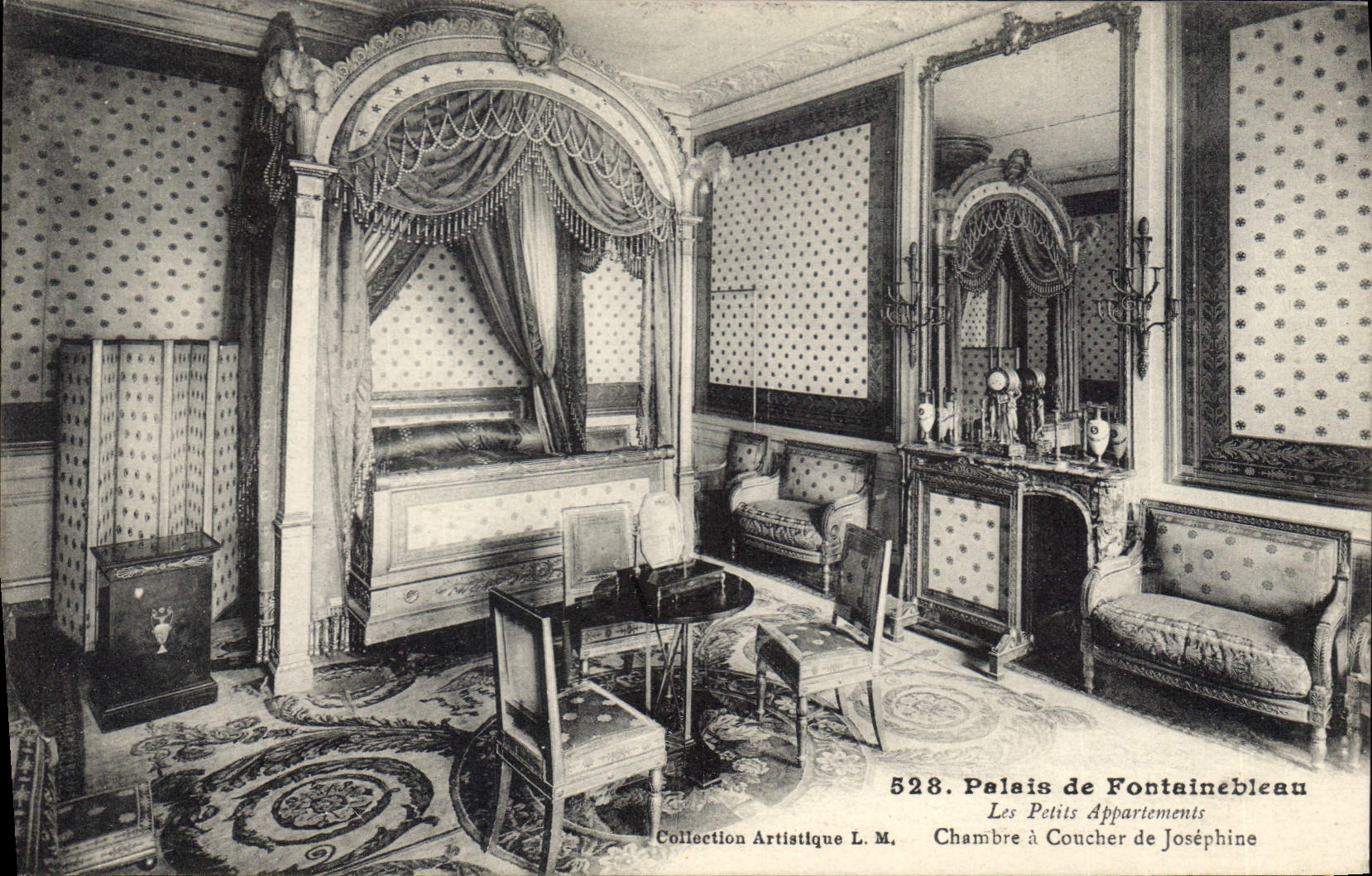 CPA Palais de Fontainebleau Les Petits Appartements Chambre a Coucher de Josephine