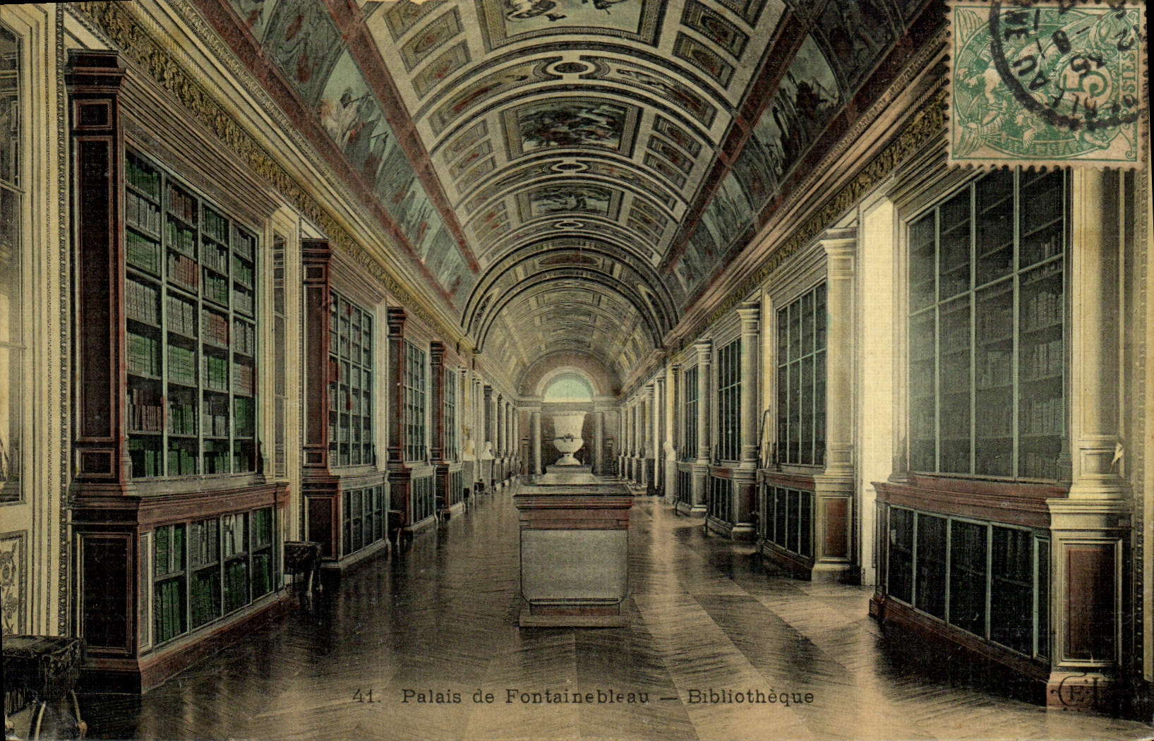 CPA Palais de Fontainebleau Bibliotheque (carte toilee)