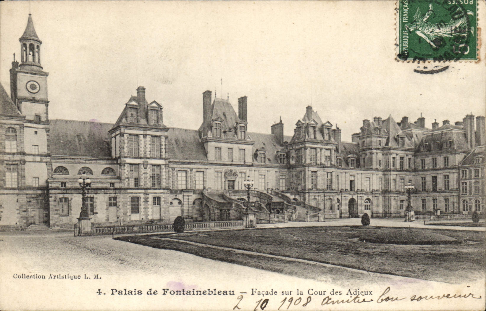 CPA Palais de Fontainebleau Facade sur la Cour des Adieux