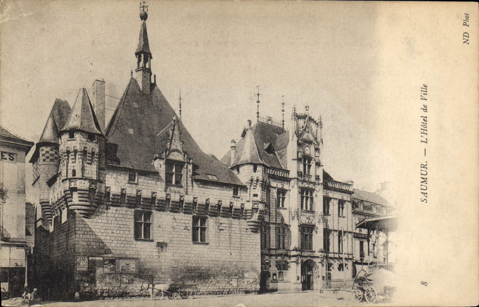 CPA Saumur l'Hotel de Ville 