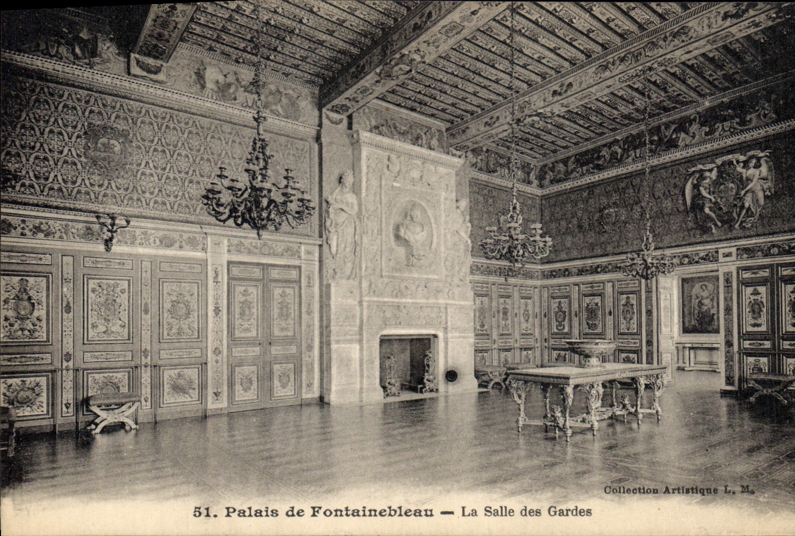 CPA Palais de Fontainebleau La Salle des Gardes 