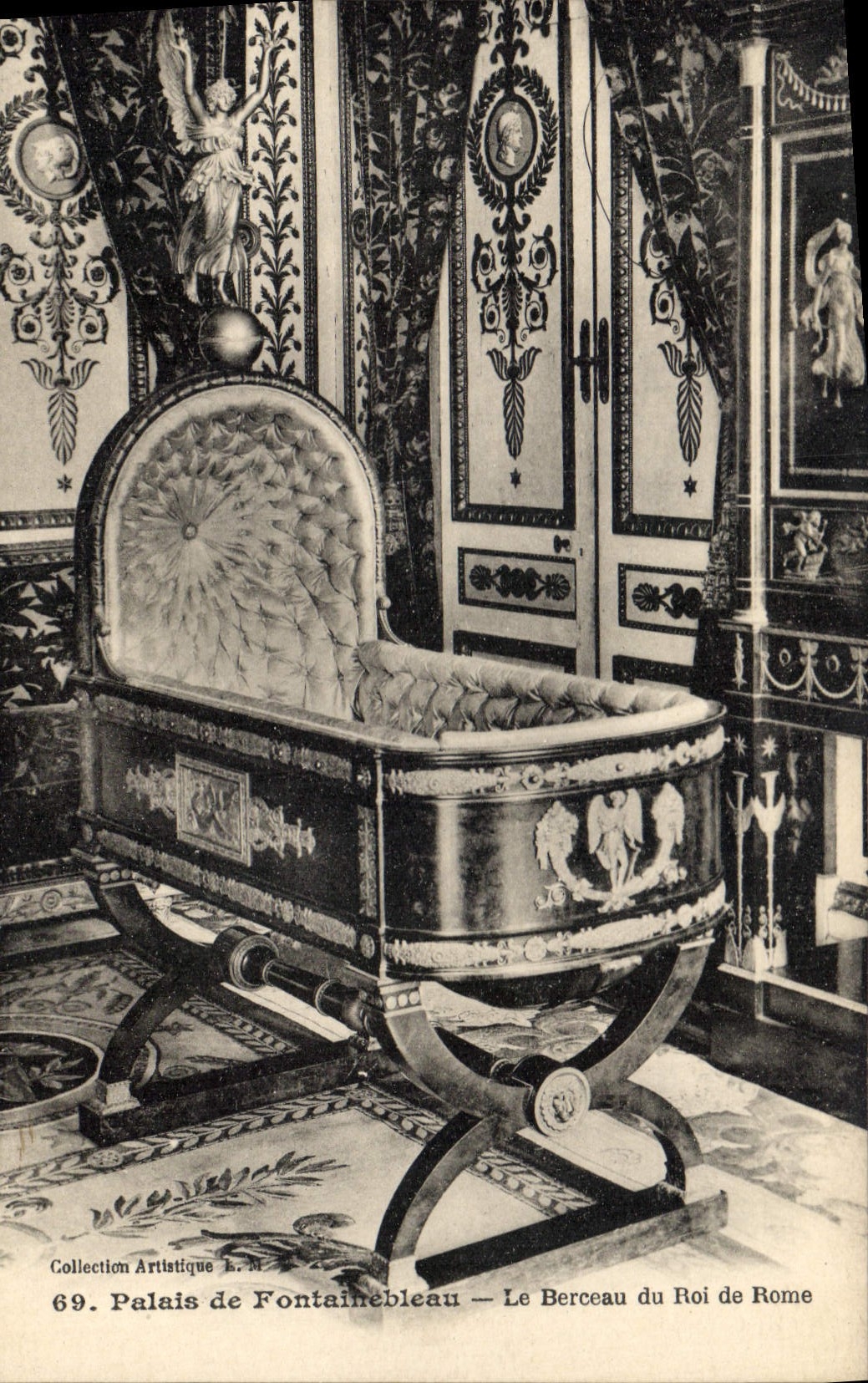 CPA Palais de Fontainebleau Le Berceau du Roi de Rome 