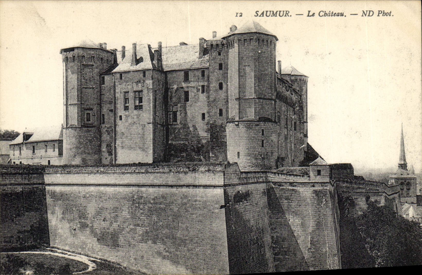 CPA Saumur Le Chateau 