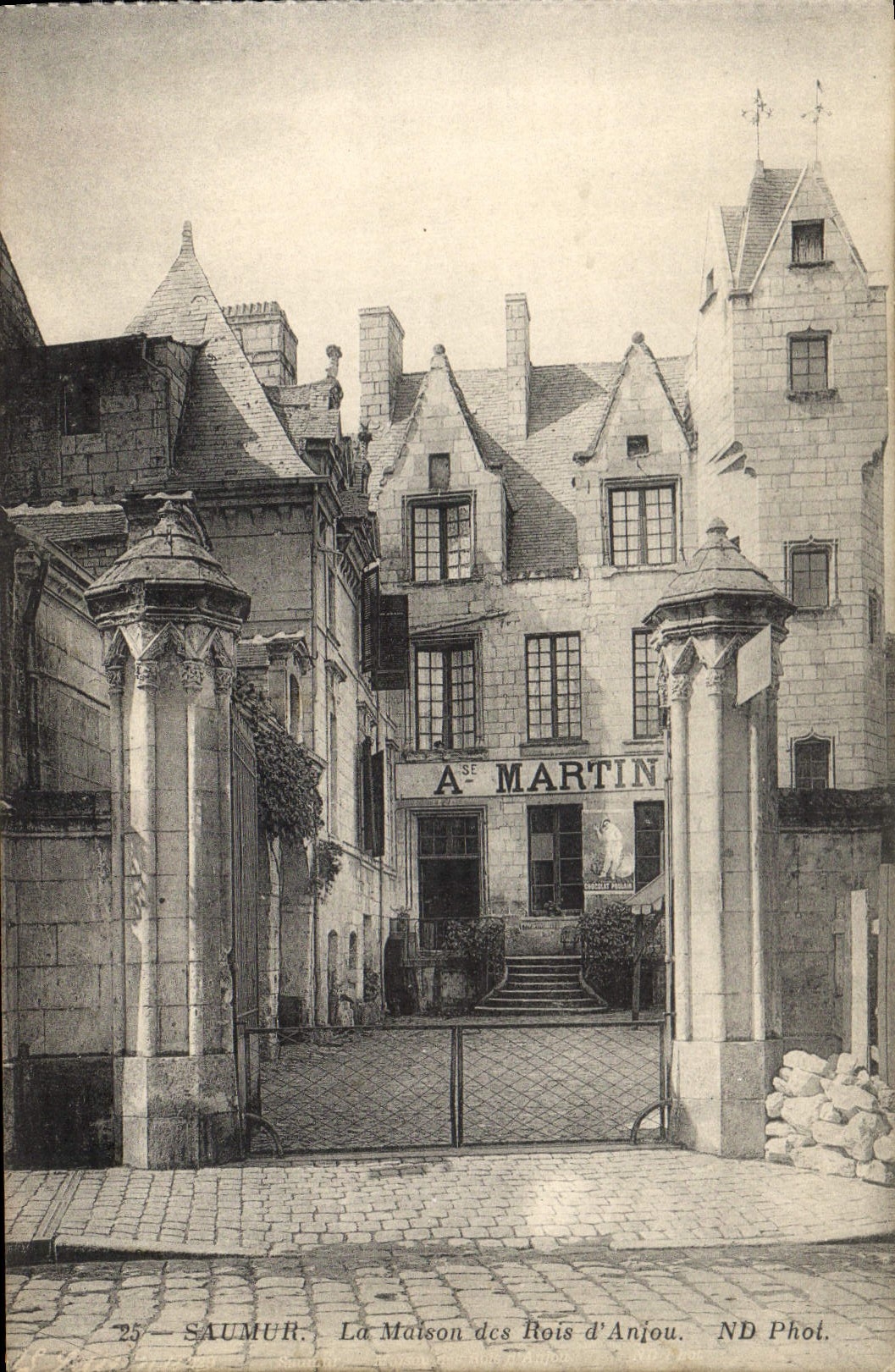 CPA Saumur Maison des Rois d'Anjou 