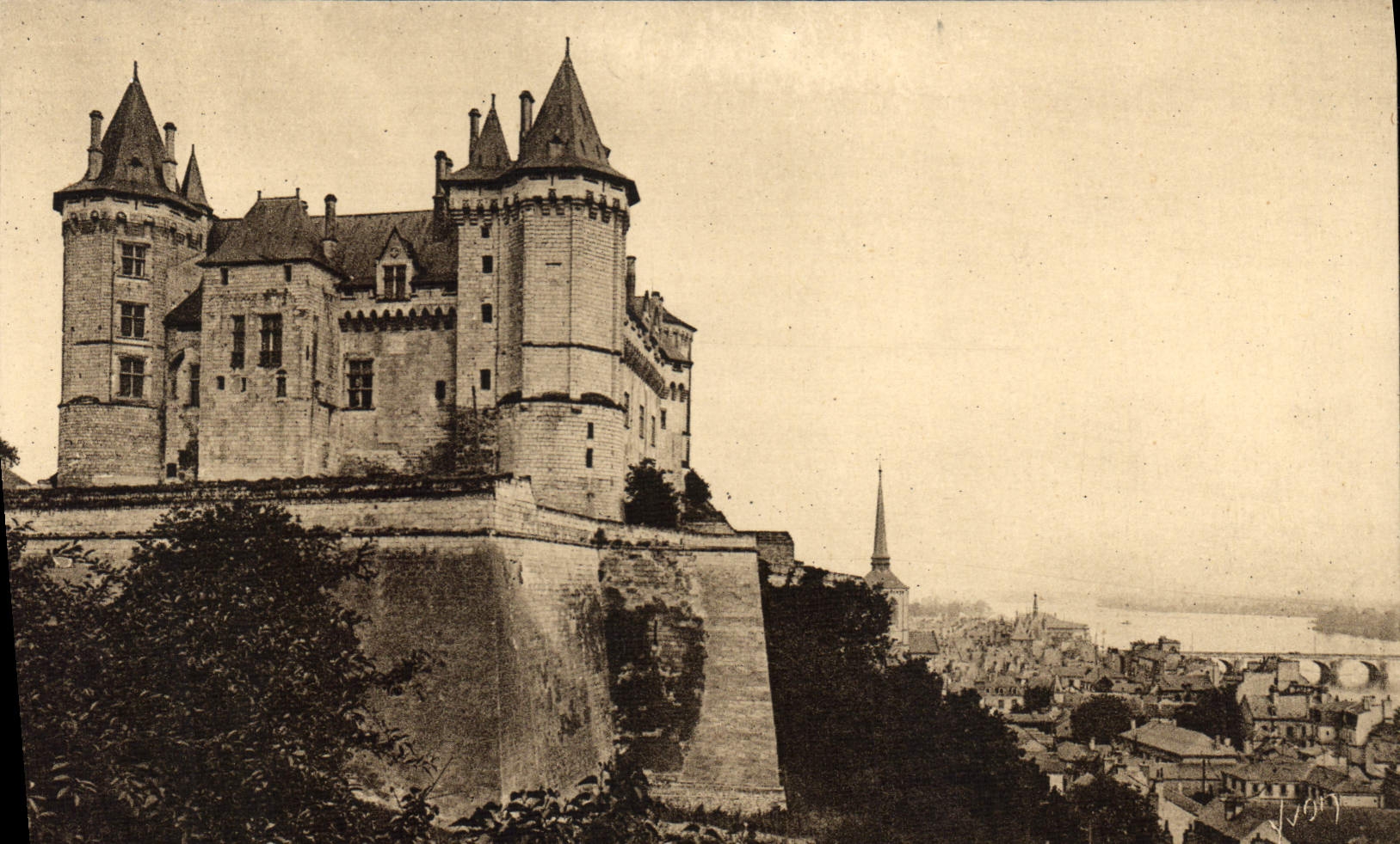 CPA Chateau de Saumur Maine et Loire 