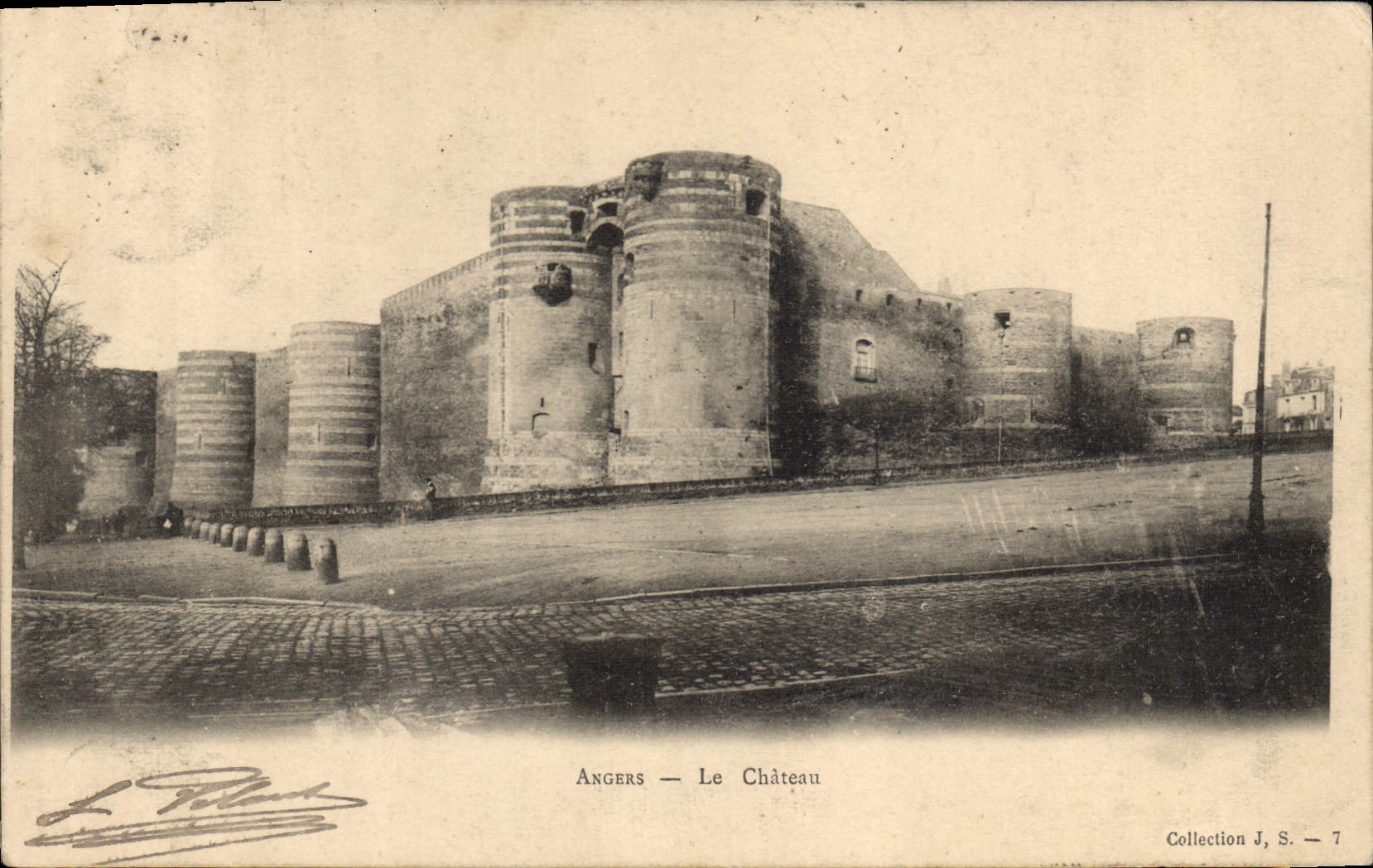 CPA Angers Le Chateau 