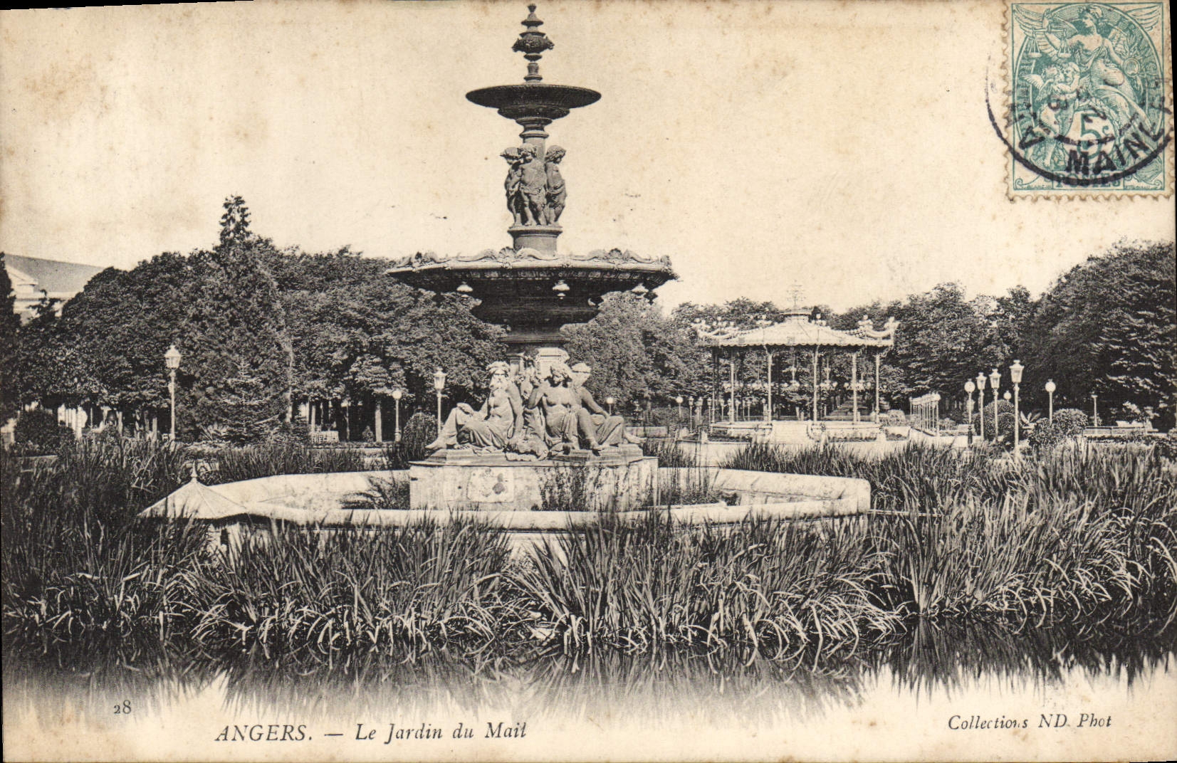 CPA Angers Le Jardin du Mait 