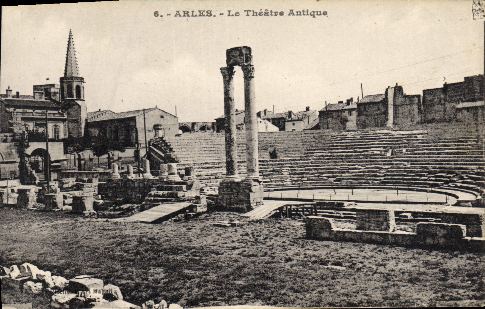 CPA Arles Le Theatre Antique 