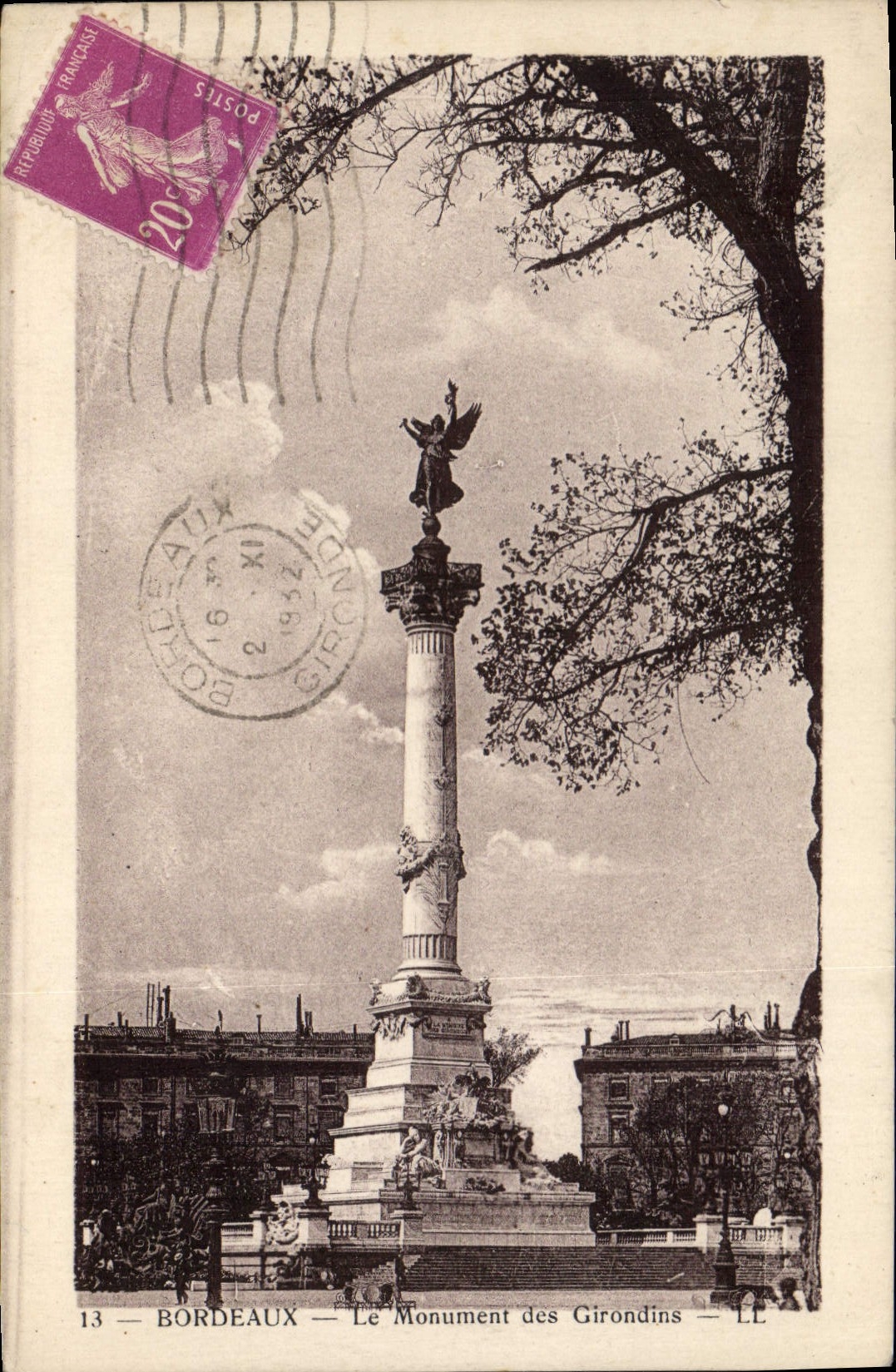 CPA Bordeaux Le Monument des Girondins