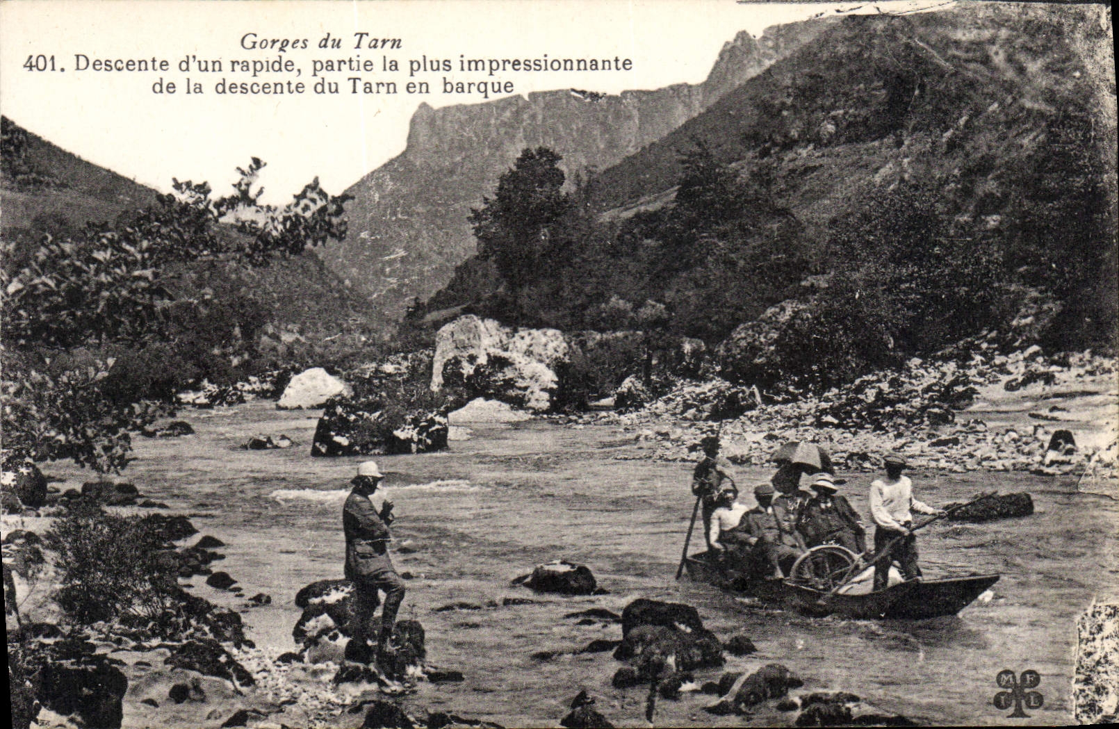 CPA Gorges du Tarn Descente d'un rapide partie la plus impressionnante de la descente du Tarn en Bar