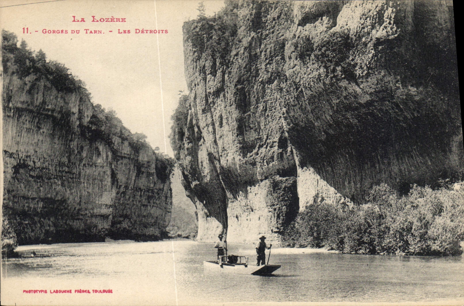 CPA La Lozere Gorges du Tarn Les Detroits