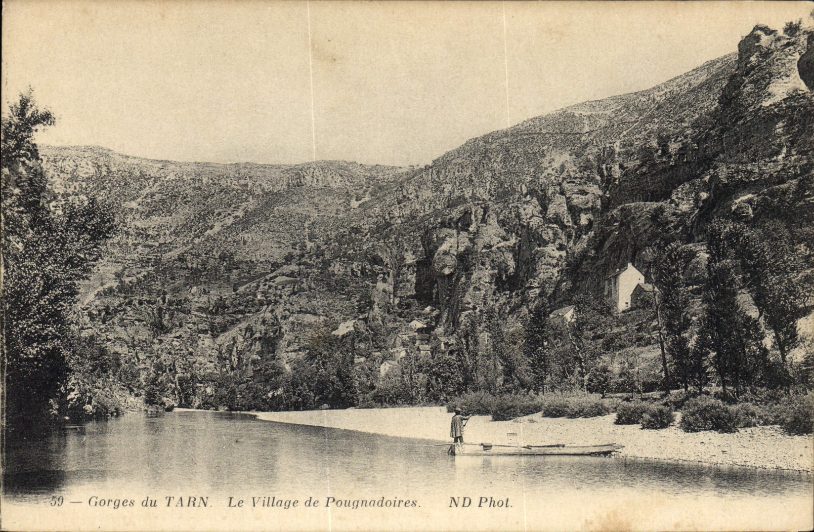 CPA Gorges du Tarn Le Village de Pougnadoires