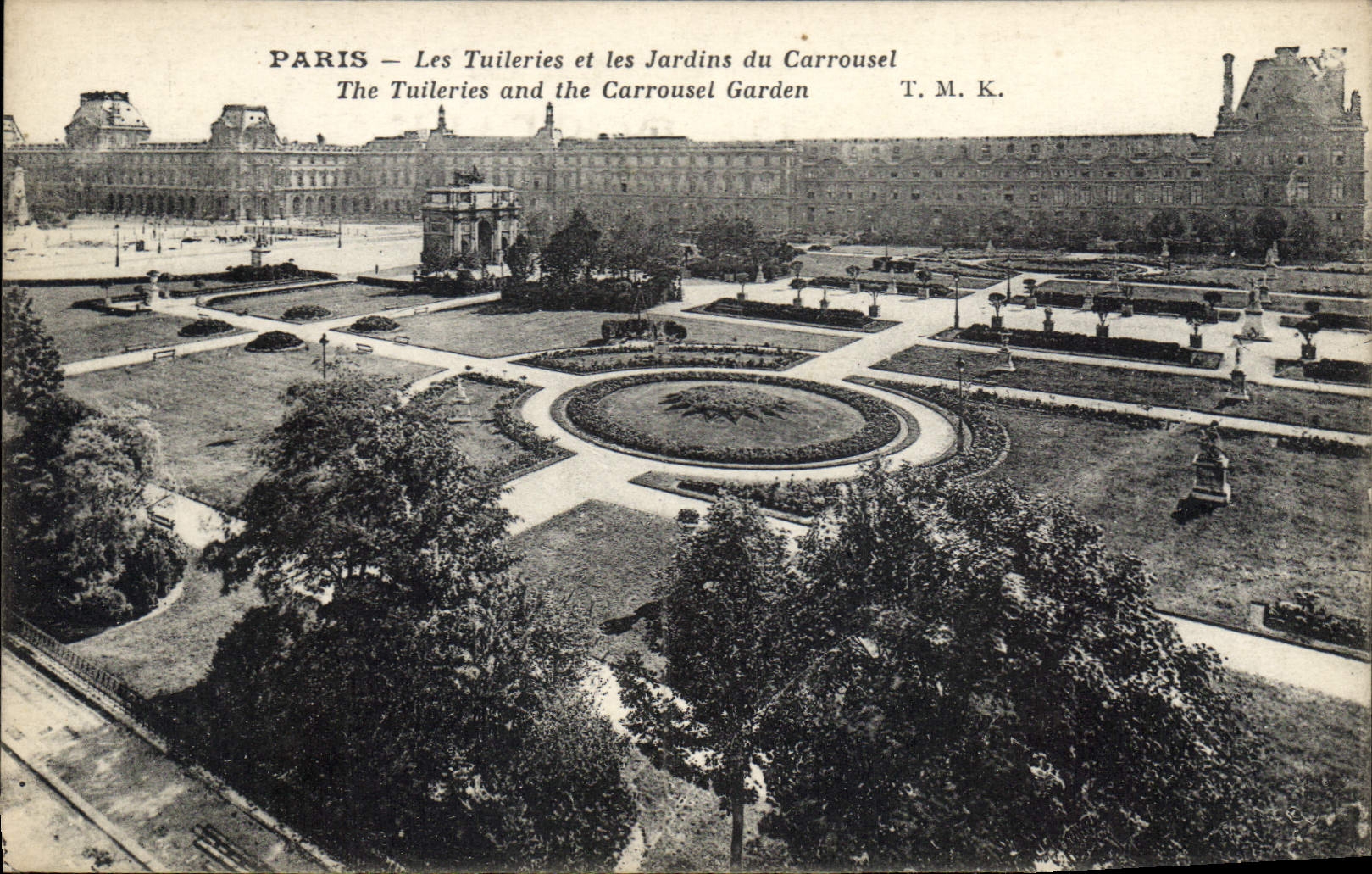 CPA Paris Les Tuileries et les Jardins du Carrousel