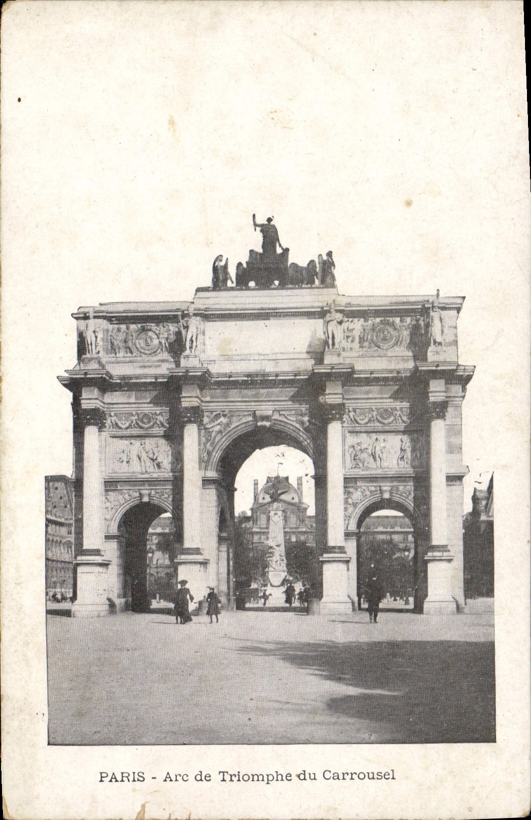 CPA Paris Arc de Triomphe du Carrousel