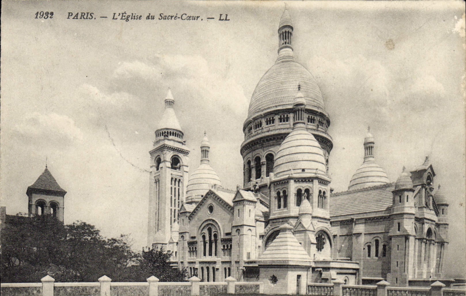 CPA Paris L'Eglise du Sacre Coeur 