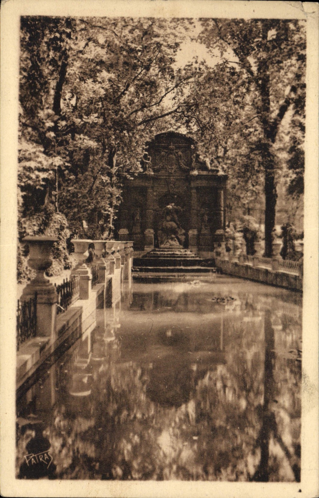 CPA Paris La Fontaine Medicis 
