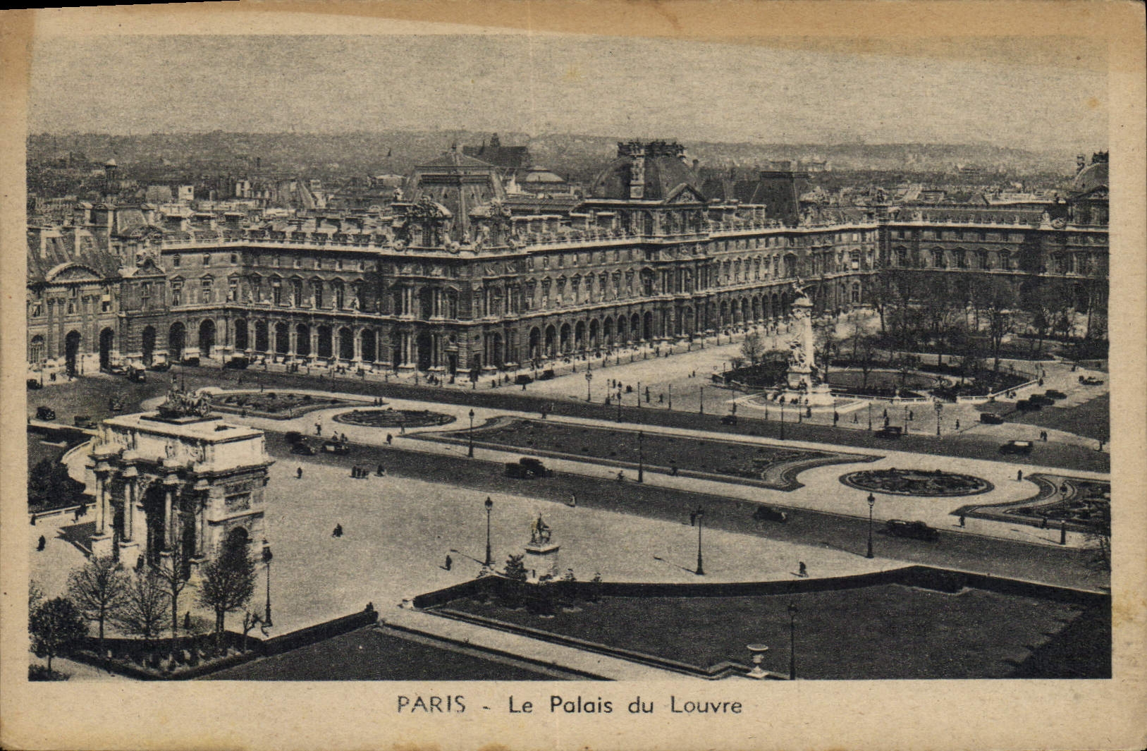 CPA Paris Le Palais du Louvre 