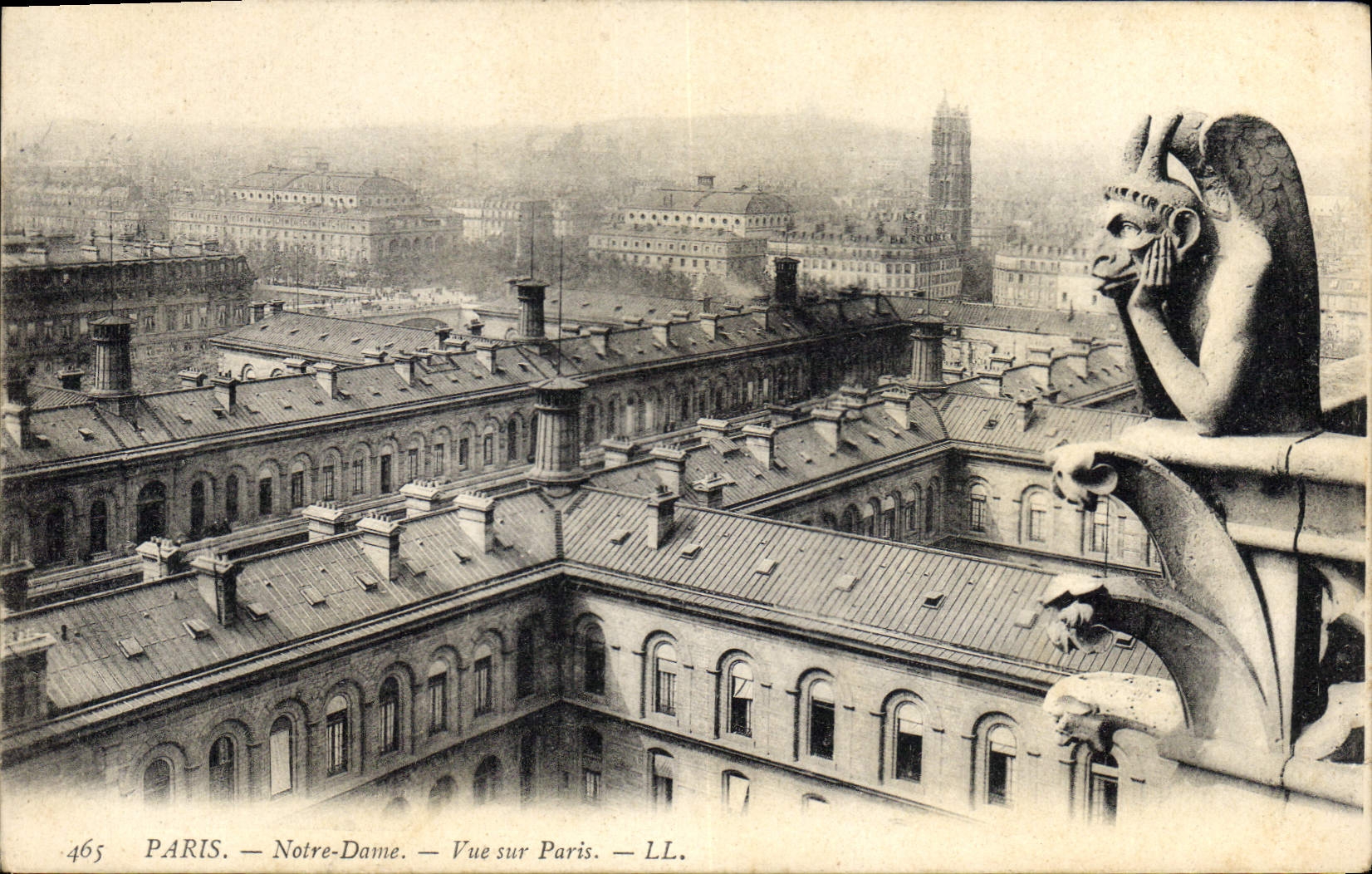 CPA Paris Notre Dame Vue sur Paris